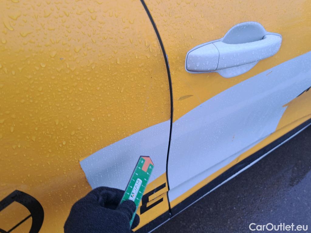  Renault  Clio RENAULT  / 2019 / 5P / berlina con portón Business Blue dCi 74kW (100CV) #25