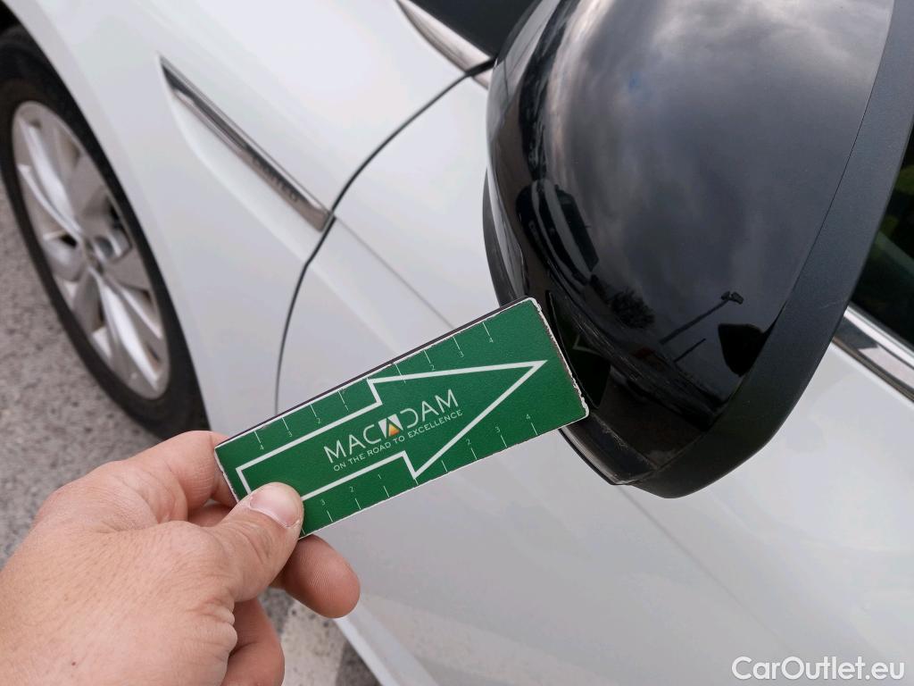  Renault  Megane  IV Grandtour Limited 1.5 dCi 95CV MT6 E6dT #24