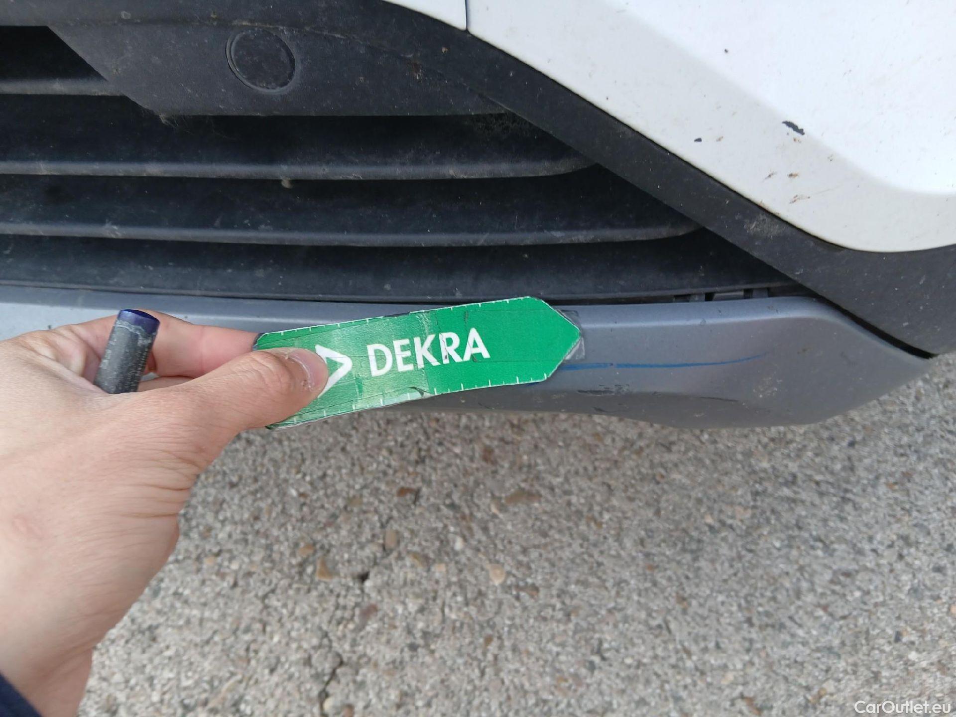  Renault  Kadjar RENAULT  / 2019 / 5P / crossover Zen Blue dCi 110kW (150CV) 4x4 #7