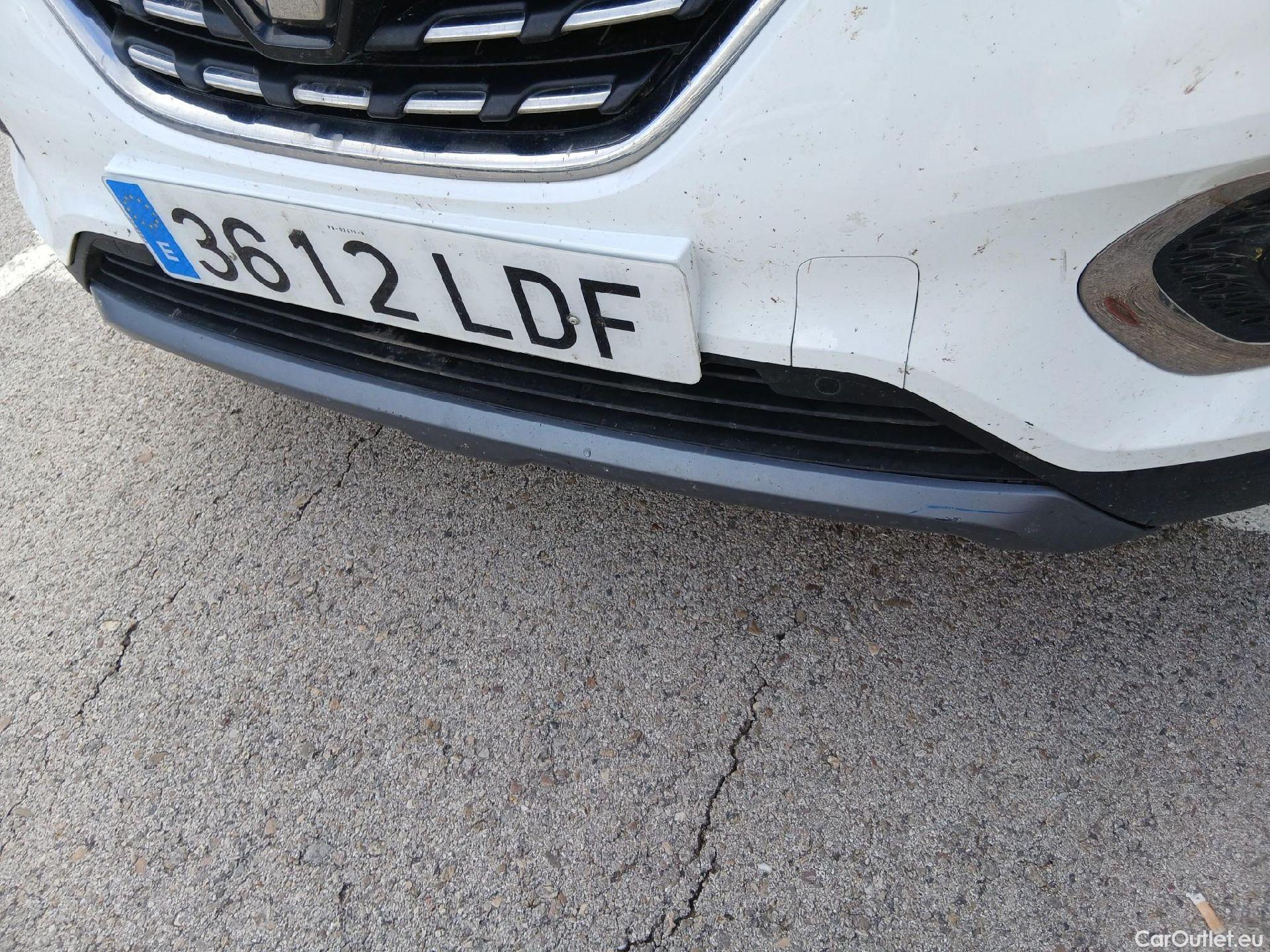  Renault  Kadjar RENAULT  / 2019 / 5P / crossover Zen Blue dCi 110kW (150CV) 4x4 #8