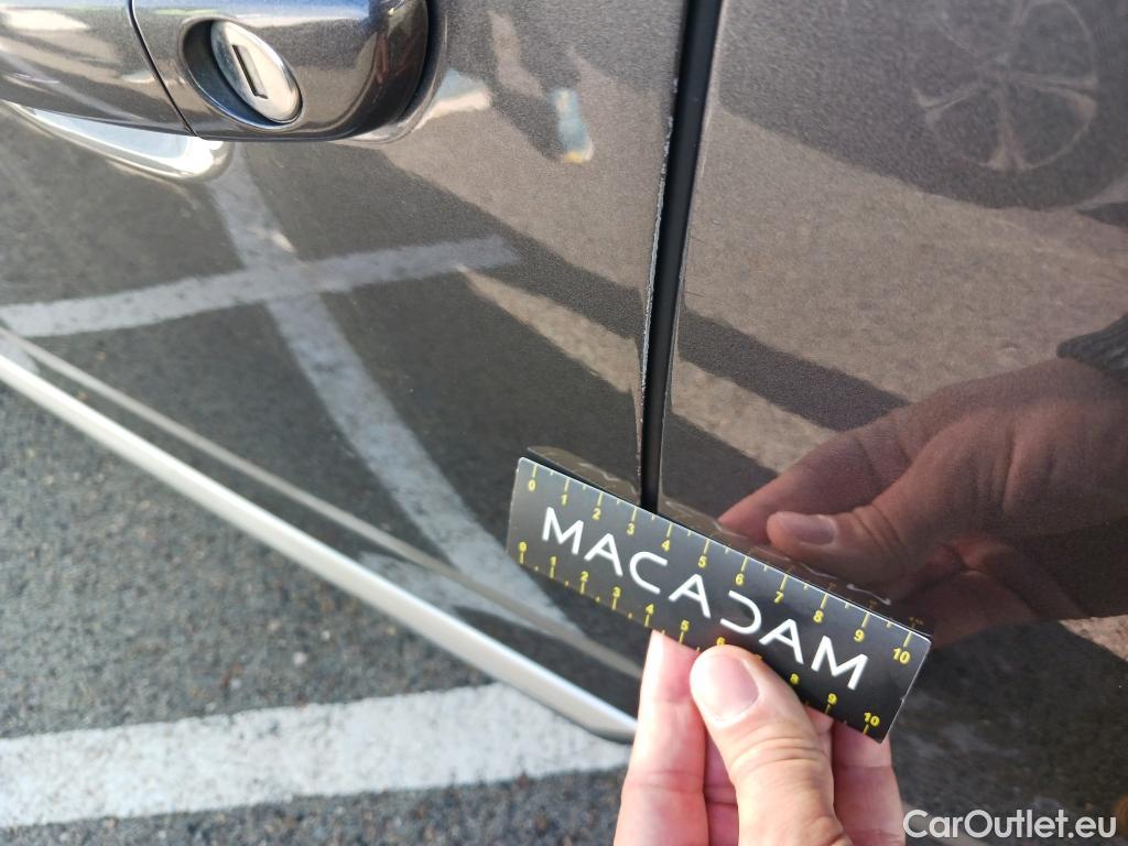  Peugeot  2008 PEUGEOT  / 2019 / 5P / todoterreno Allure Pack Puretech 130 S&S EAT8 (AC2) #2