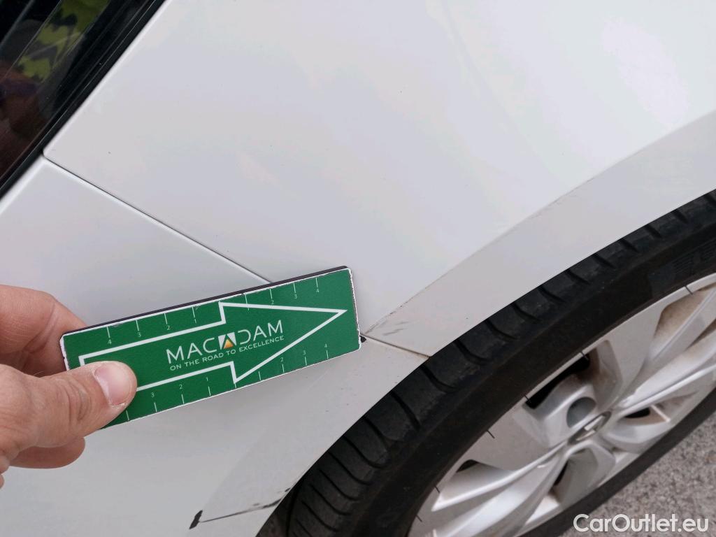  Renault  Megane  IV Grandtour Limited 1.5 dCi 95CV MT6 E6dT #21