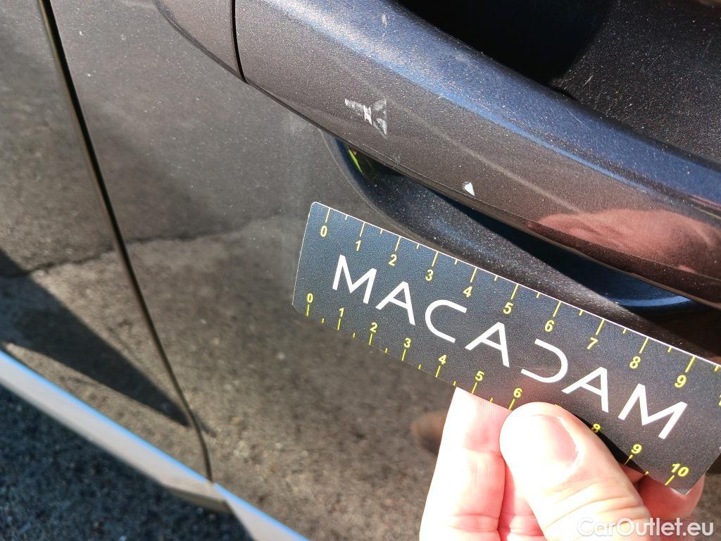  Peugeot  2008 PEUGEOT  / 2019 / 5P / todoterreno Allure Pack Puretech 130 S&S EAT8 (AC2) #12