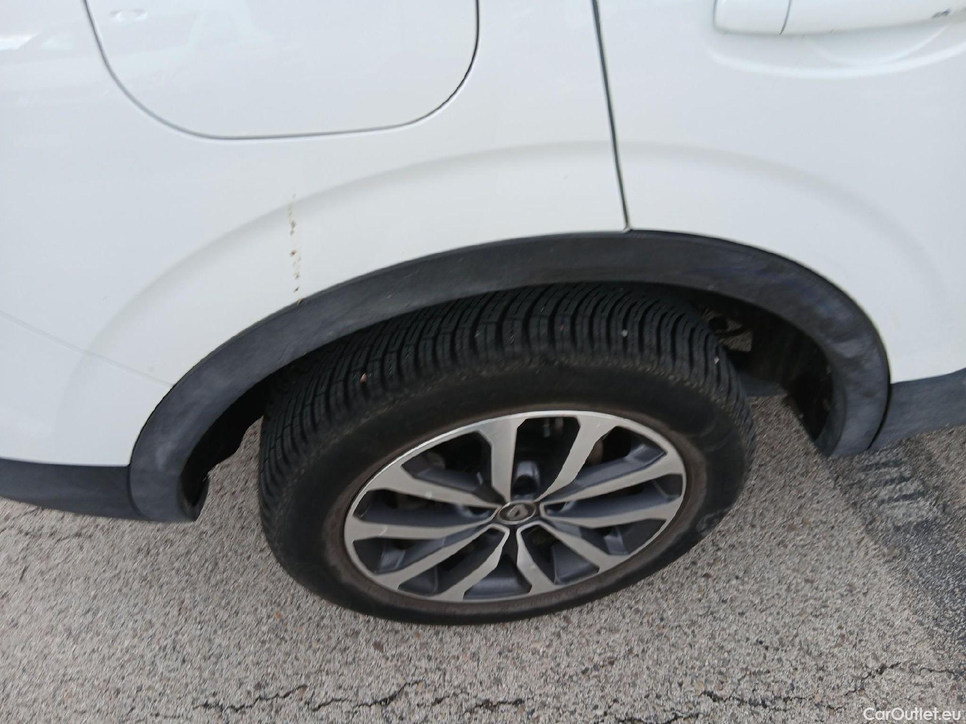  Renault  Kadjar RENAULT  / 2019 / 5P / crossover Zen Blue dCi 110kW (150CV) 4x4 #43