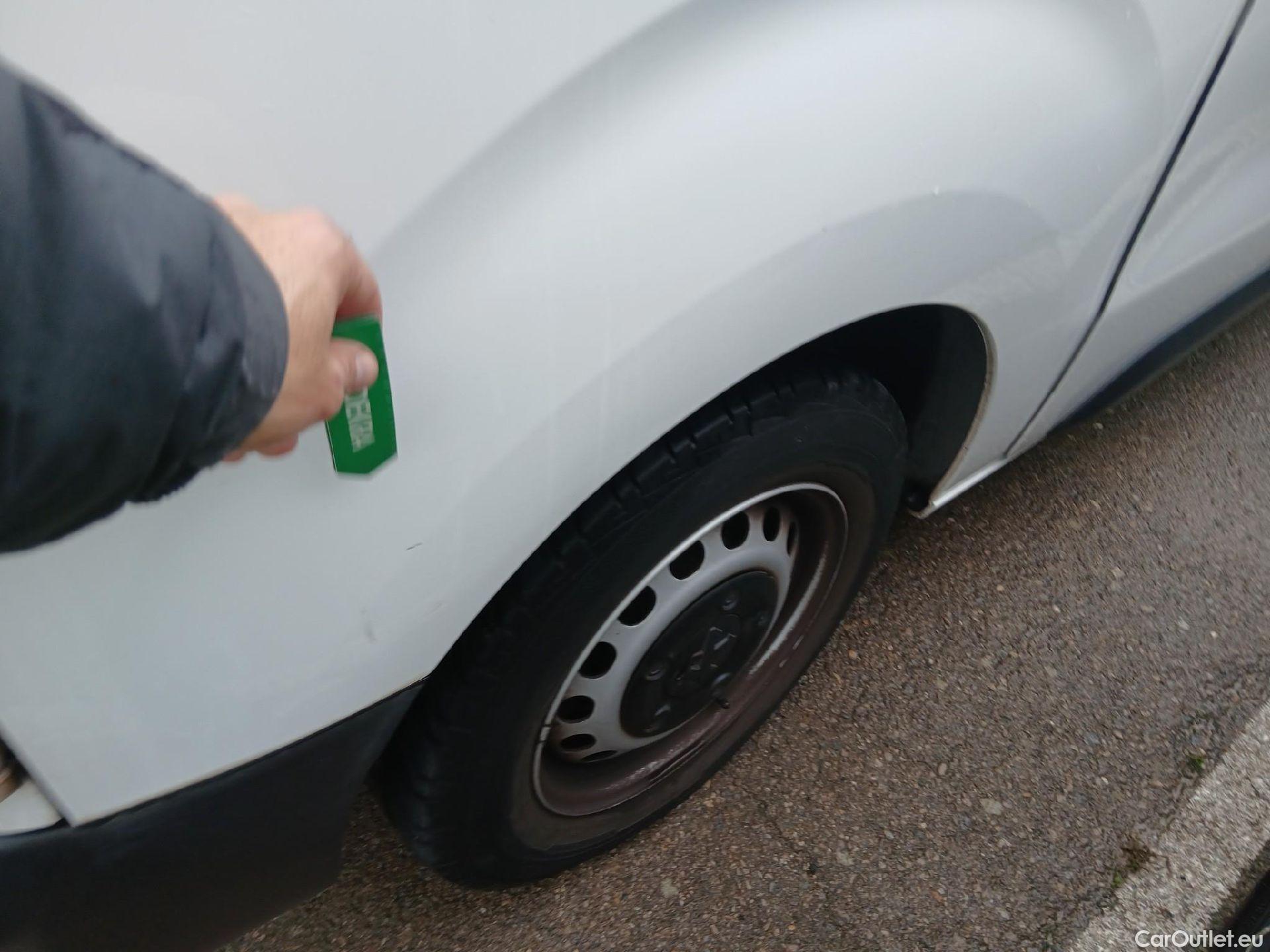  Peugeot  Expert PEUGEOT  / 2016 / 4P / furgón Furgón Premium 1.5 BlueHDi 100 Standard (AC) #13