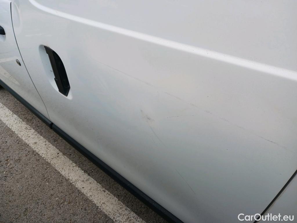  Dacia  Dokker DACIA  / 2013 / 4P / furgón derivado de turismo Van Essential 1.6 80kW (110CV) GLP #9