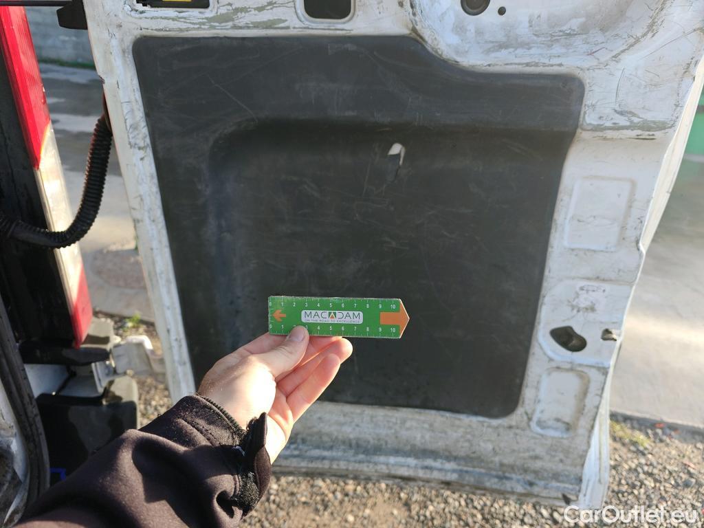  Ford  Transit FORD  / 2013 / 4P / furgón 350 96kW L3H2 Van Trend FWD MHEV #58