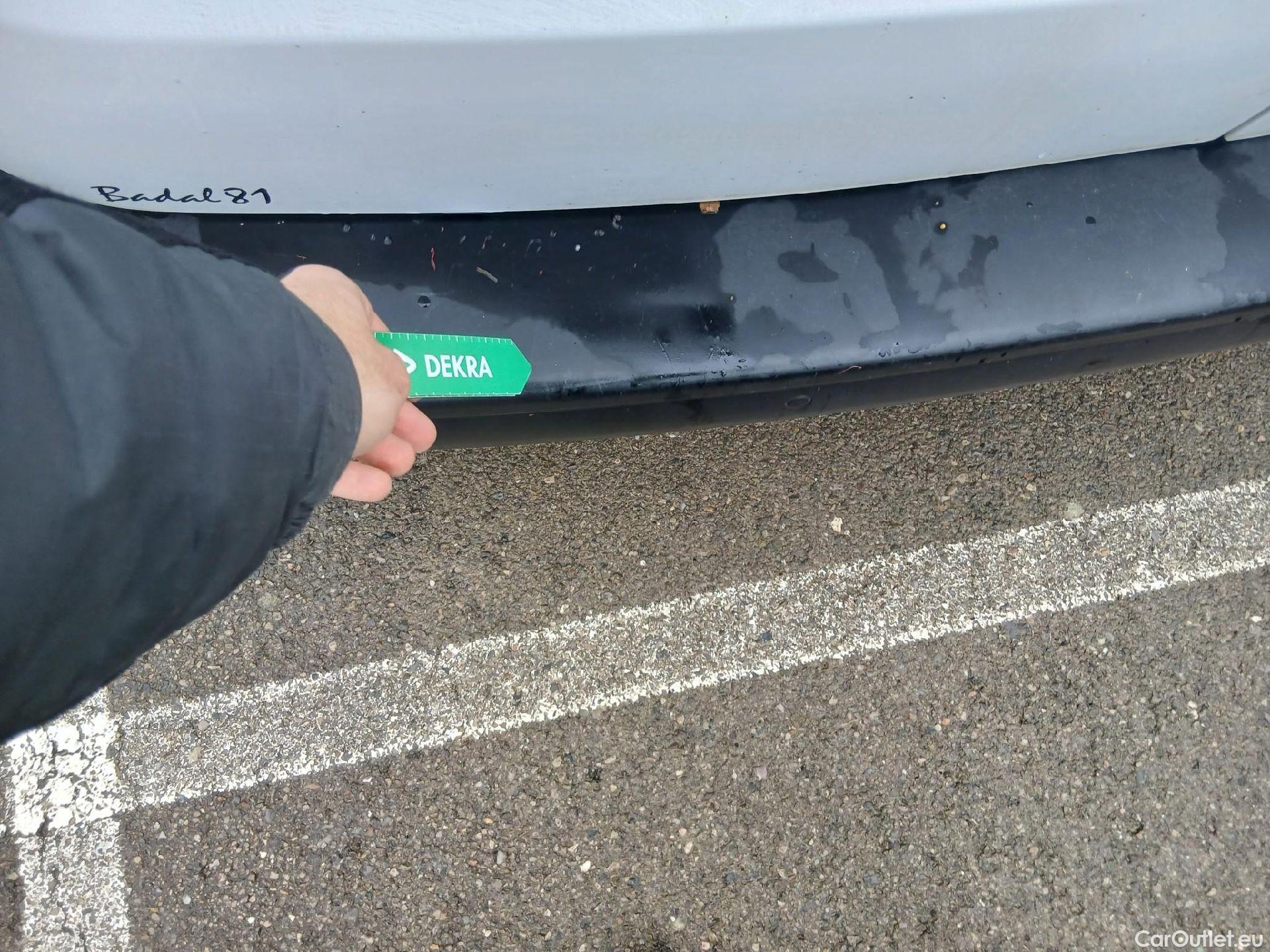  Peugeot  Expert PEUGEOT  / 2016 / 4P / furgón Furgón Premium 1.5 BlueHDi 100 Standard (AC) #9