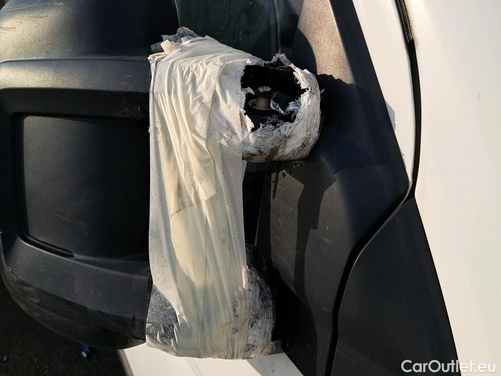  Fiat  Ducato FIAT  / 2014 / 2P / chasis cabina 35 Medio 103kW (140CV) Natural Power #2