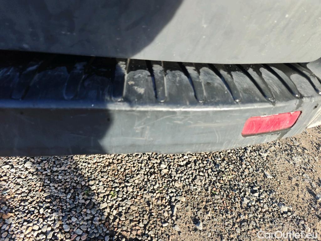  Ford  Transit FORD  / 2013 / 4P / furgón 350 96kW L3H2 Van Trend FWD MHEV #81