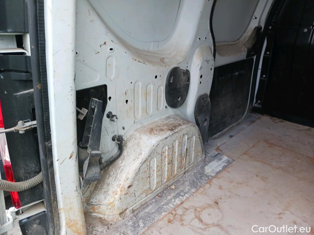  Dacia  Dokker DACIA  / 2013 / 4P / furgón derivado de turismo Van Essential 1.6 80kW (110CV) GLP #43