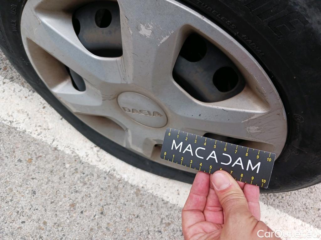  Dacia  Dokker DACIA  / 2013 / 4P / furgón derivado de turismo Van Essential 1.6 80kW (110CV) GLP #36