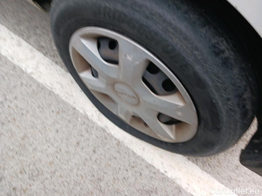  Dacia  Dokker DACIA  / 2013 / 4P / furgón derivado de turismo Van Essential 1.6 80kW (110CV) GLP #35