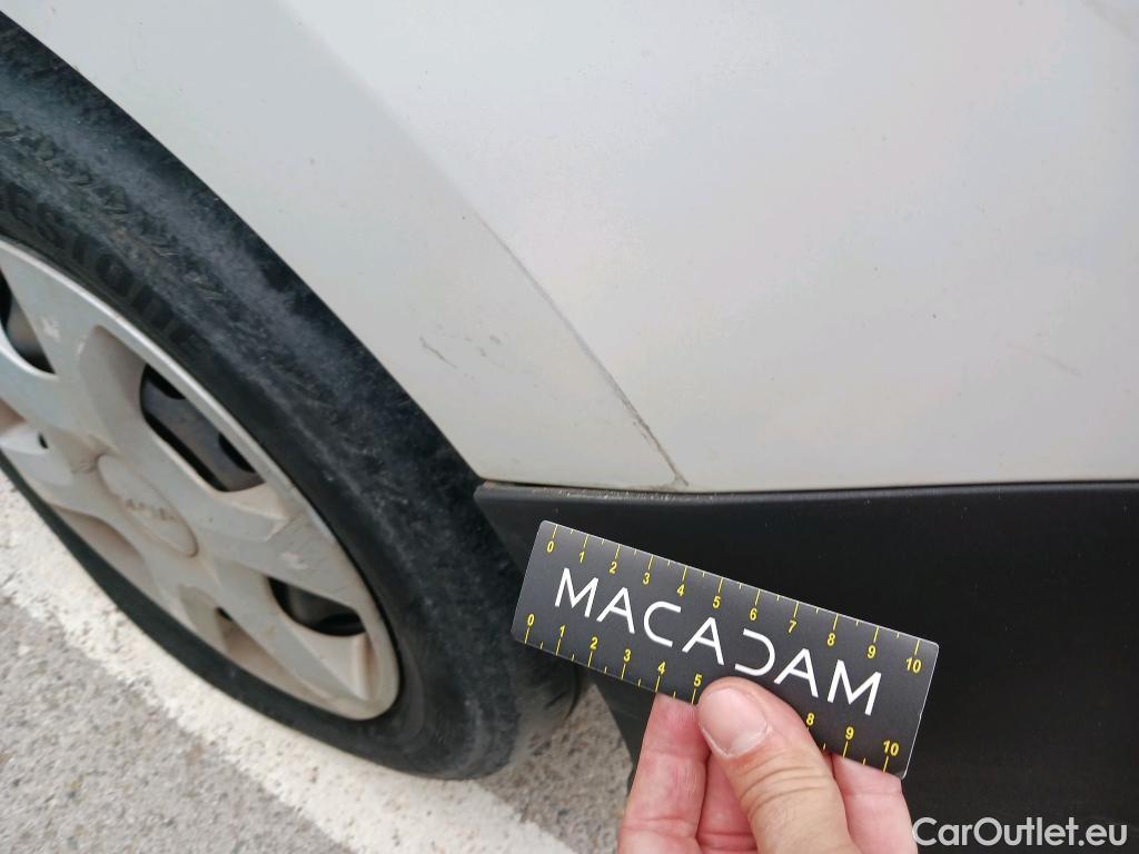  Dacia  Dokker DACIA  / 2013 / 4P / furgón derivado de turismo Van Essential 1.6 80kW (110CV) GLP #4