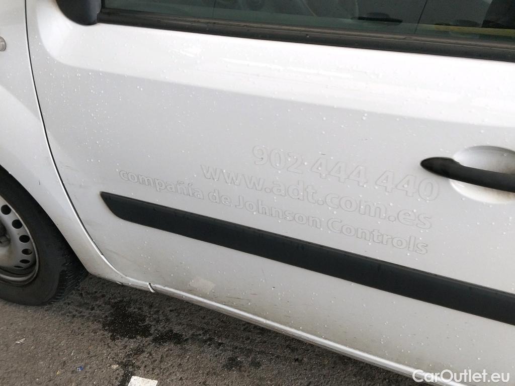  Renault  Kangoo RENAULT  Furgón/2013/3P/furgón derivado de turismo Profesional Blue dCi 70kW (95CV) #18