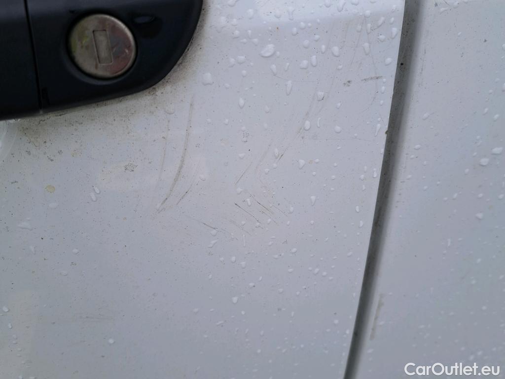  Peugeot  Partner PEUGEOT  / 2018 / 4P / furgón derivado de turismo Premium Standard 600kg BlueHDi 73kW (AC) #24