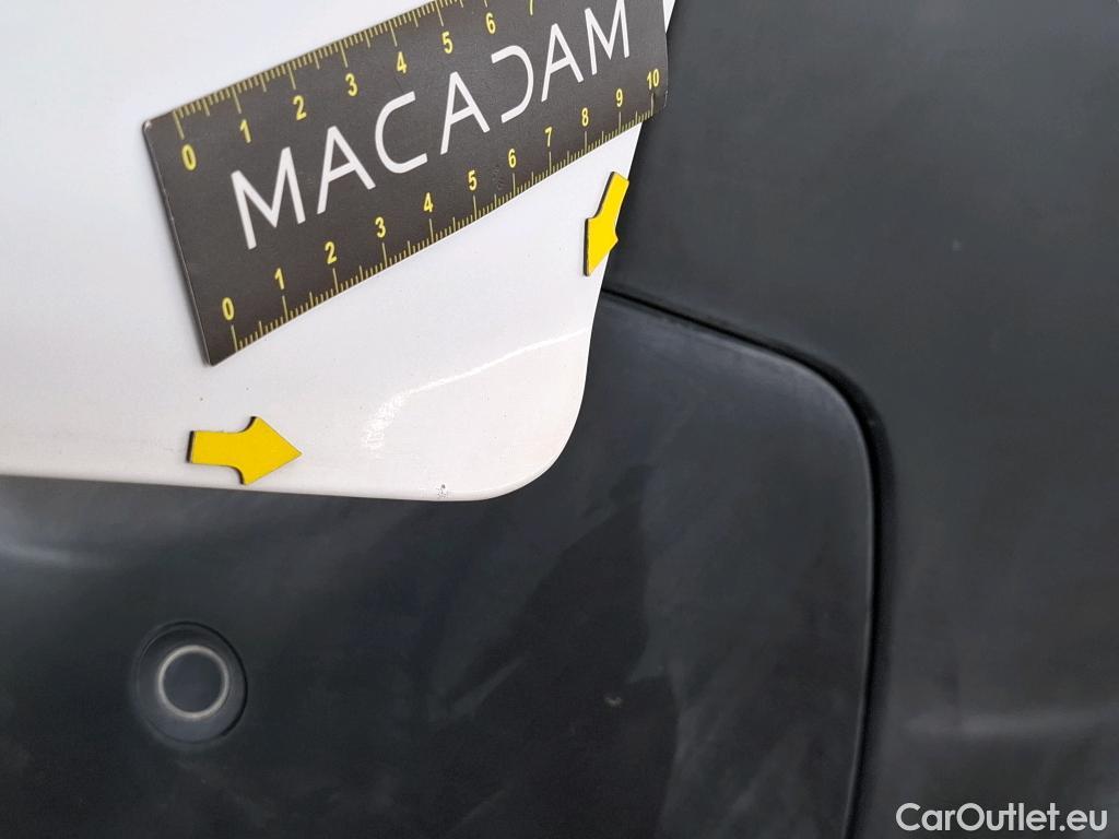  Citroen  Berlingo CITROEN  VU 4p Fourgonnette M 1.0t BlueHDi 100 SandS BVM Driver #13