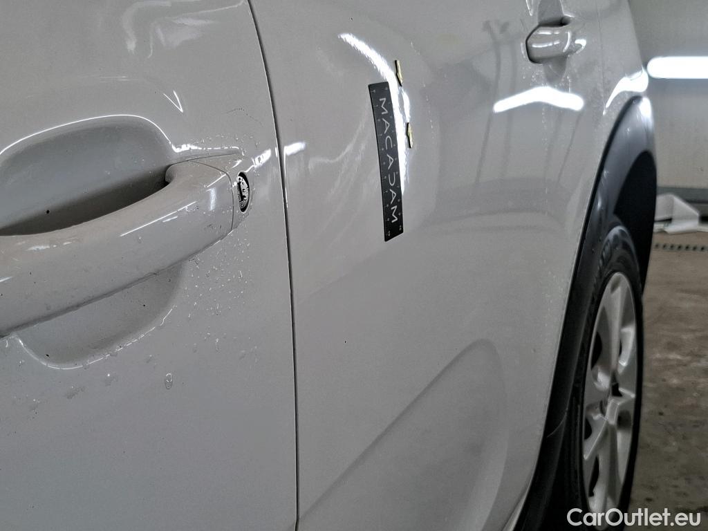  Citroen  C3 CITROEN  / 2016 / 5P / Berline PureTech 82 S&S BVM Feel Business #6