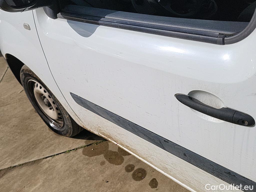  Renault  Kangoo RENAULT  Furgón/2013/4P/furgón derivado de turismo Maxi 2p Blue dCi 70 kW (95CV) #14