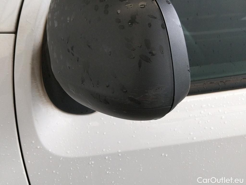  Renault  Kangoo RENAULT  Furgón/2013/3P/furgón derivado de turismo Profesional Blue dCi 70kW (95CV) #28