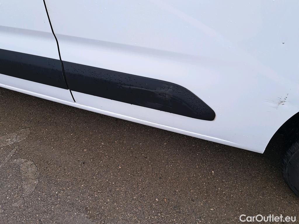  Peugeot  Partner PEUGEOT  / 2018 / 4P / furgón derivado de turismo Premium Standard 600kg BlueHDi 73kW (AC) #27