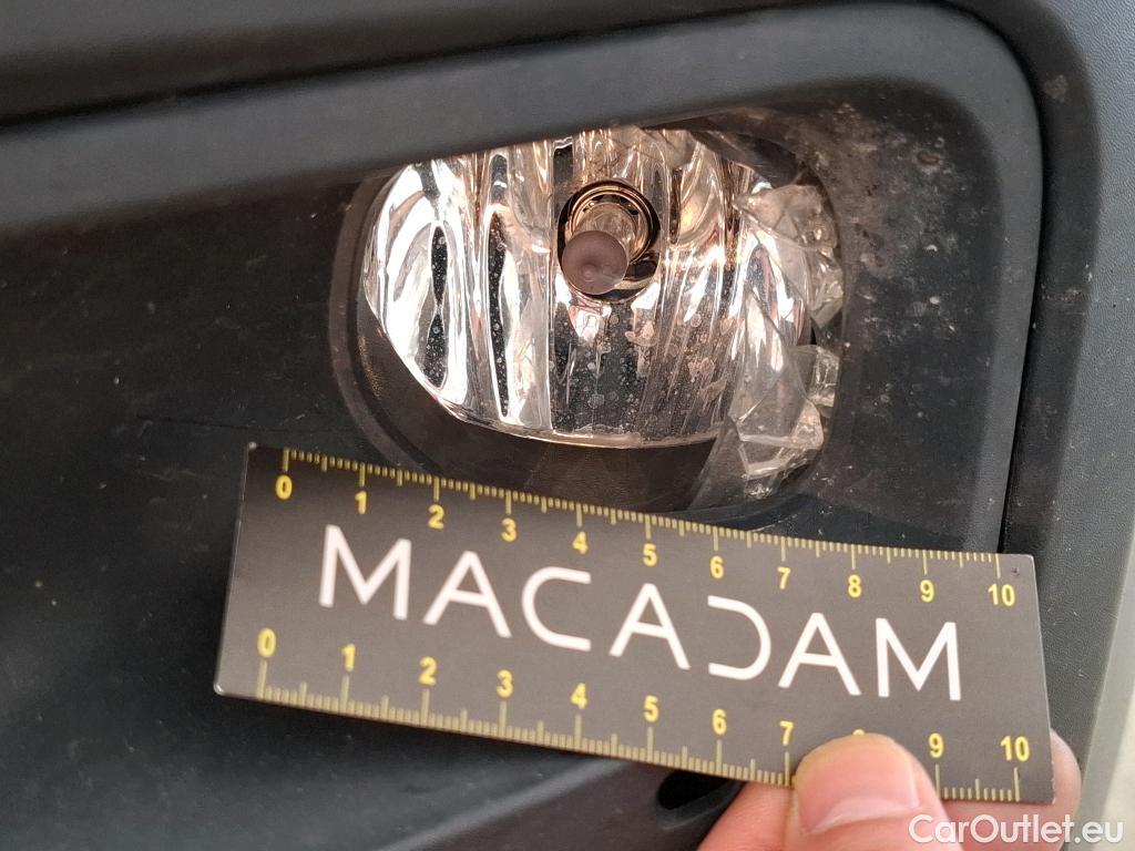  Citroen  Berlingo CITROEN  VU 4p Fourgonnette M 1.0t BlueHDi 100 SandS BVM Driver #15