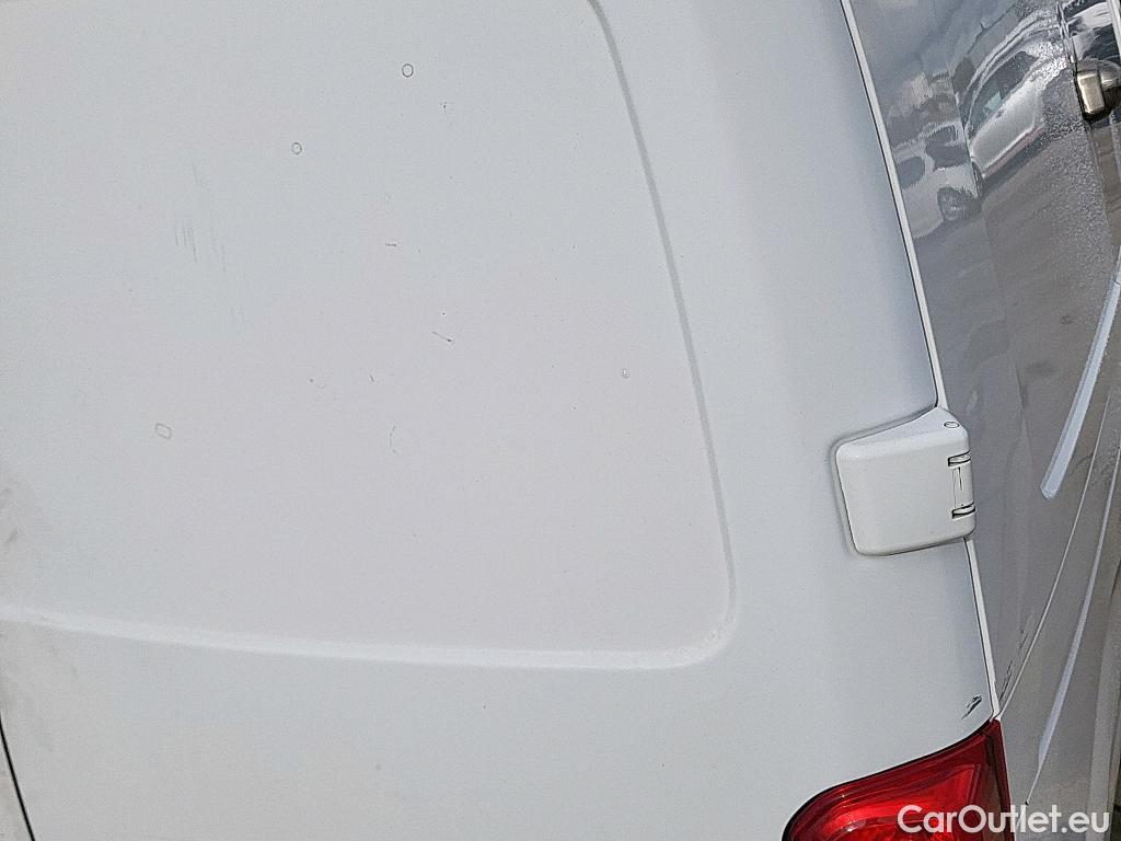  Toyota  Proace TOYOTA  / 2016 / 4P / furgón FU. MEDIO (L1) 2.0D 90kW COMFORT CARGA + #11