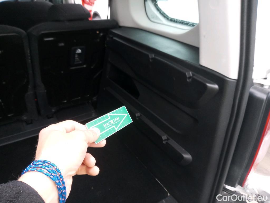  Toyota  Proace TOYOTA  CITY COMBI 1.5D 75kW (100CV) GX L1 (AC) #1