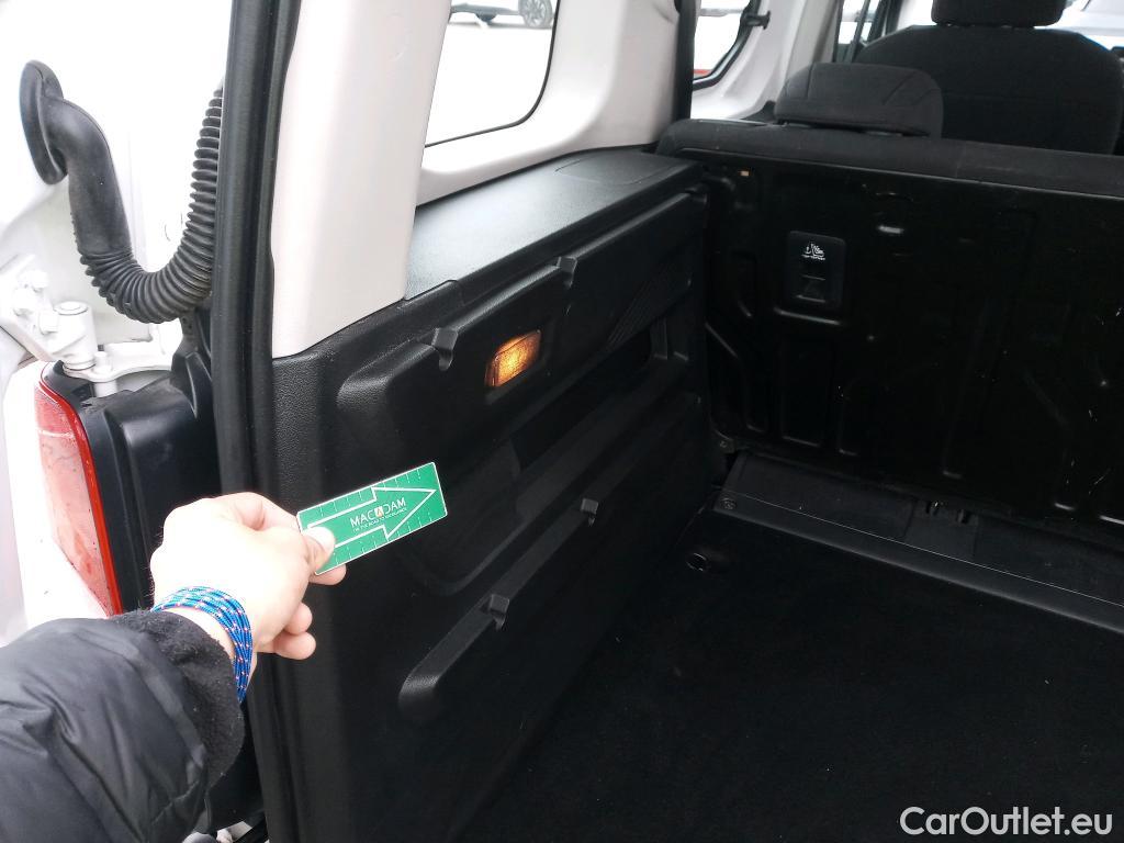  Toyota  Proace TOYOTA  CITY COMBI 1.5D 75kW (100CV) GX L1 (AC) #2