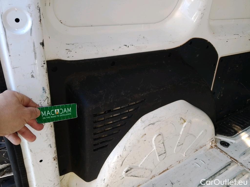  Renault  Kangoo RENAULT  Furgón/2013/3P/furgón derivado de turismo Profesional dCi 55 kW (75 CV) #32