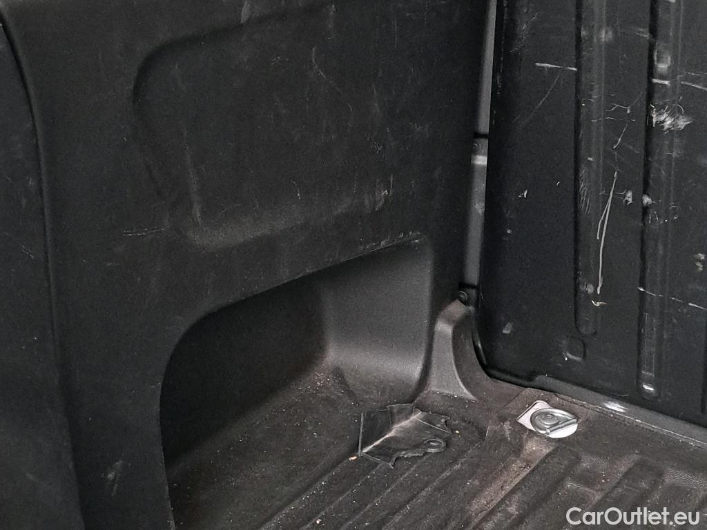  Peugeot  Partner PEUGEOT  / 2018 / 4P / furgón derivado de turismo Premium Standard 600kg BlueHDi 73kW (AC) #16