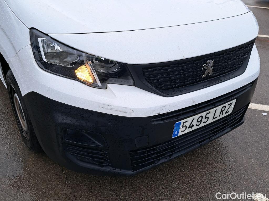  Peugeot  Partner PEUGEOT  / 2018 / 4P / furgón derivado de turismo Premium Standard 600kg BlueHDi 73kW (AC) #13