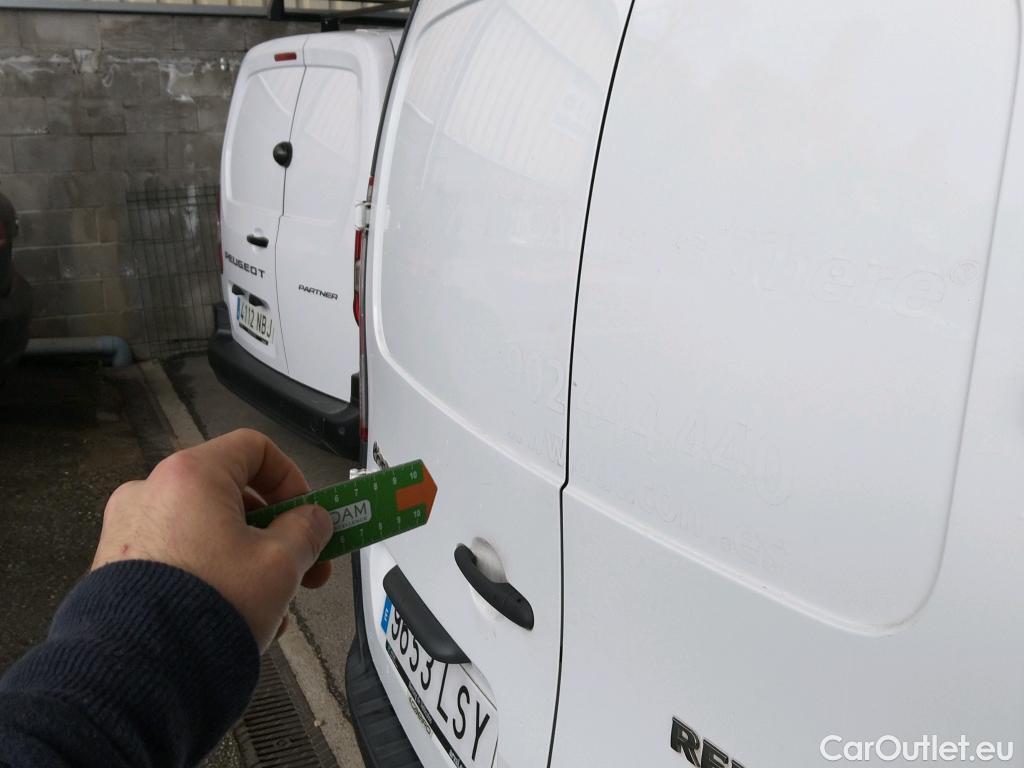  Renault  Kangoo RENAULT  Furgón/2013/3P/furgón derivado de turismo Profesional Blue dCi 70kW (95CV) #2