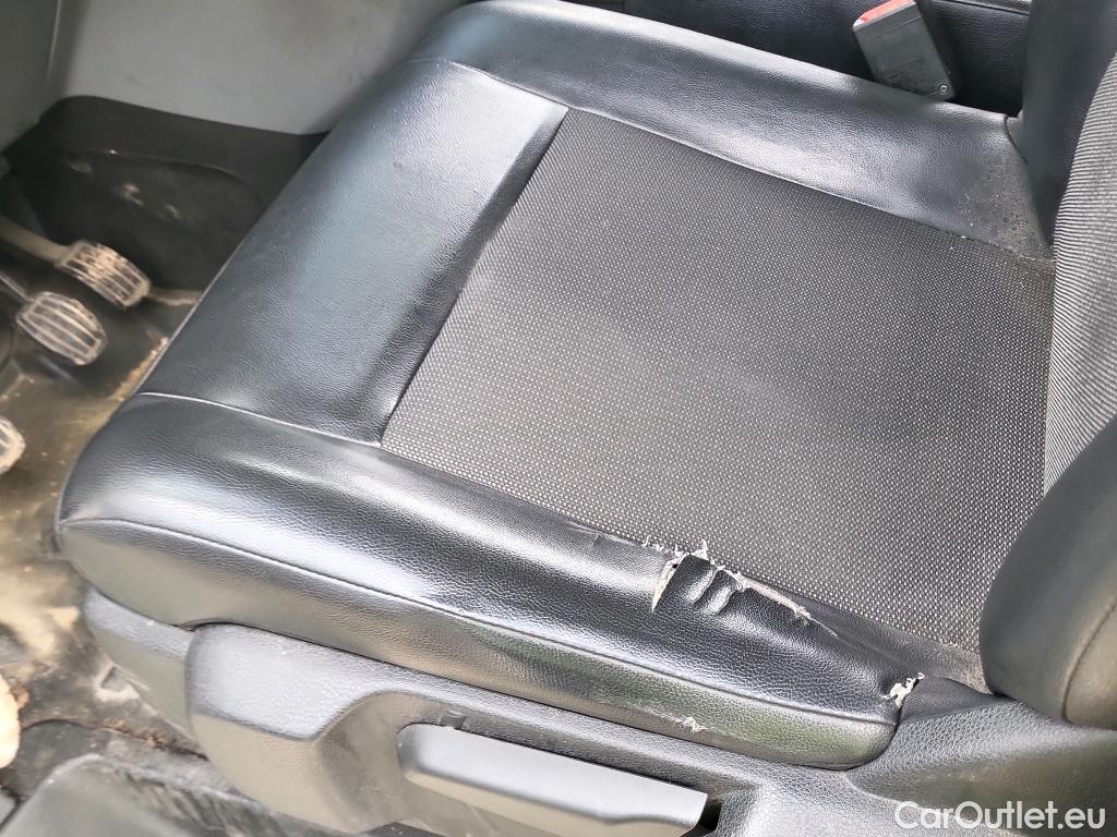  Toyota  Proace TOYOTA  / 2016 / 4P / furgón FU. MEDIO (L1) 2.0D 90kW COMFORT CARGA + #29