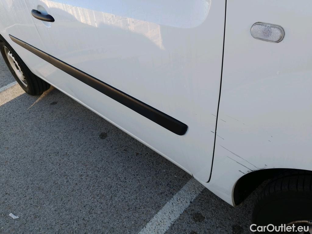  Renault  Kangoo RENAULT  Furgón/2013/3P/furgón derivado de turismo Profesional dCi 55 kW (75 CV) #14