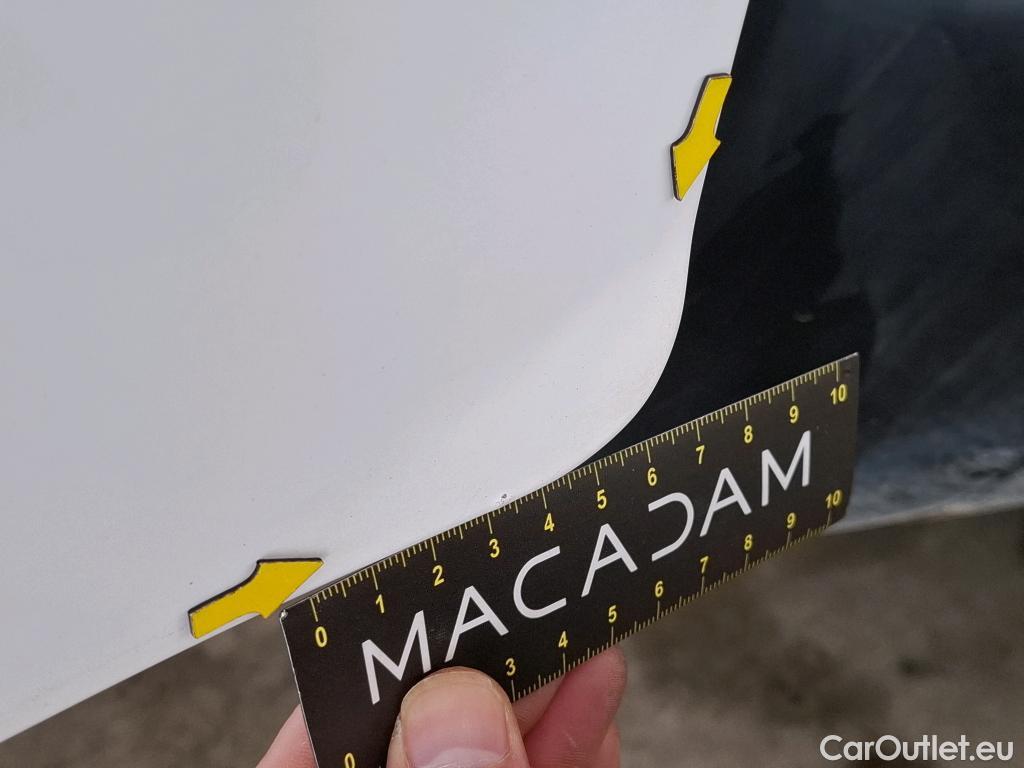  Citroen  Berlingo CITROEN  VU 4p Fourgonnette M 1.0t BlueHDi 100 SandS BVM Driver #10