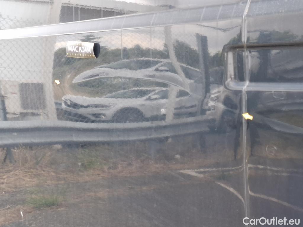  Iveco  Daily IVECO  / 2014 / 4P / Fourgon tôlé 2.3 35S16HA8 V11 H2 3520 / VENTE SANS CG #7