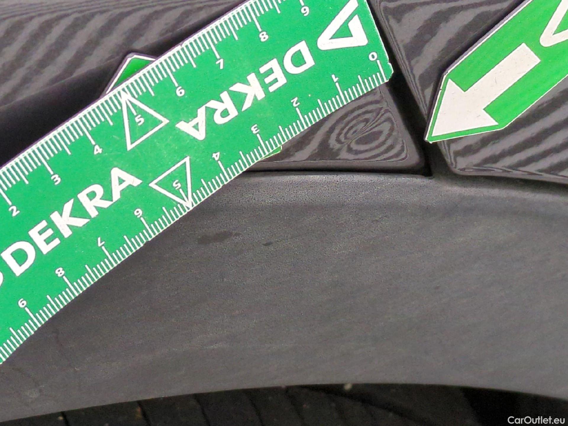  Opel   Grandland X Grandland X Business Edition 1.2 Turbo 130CV BVA8 E6d #3