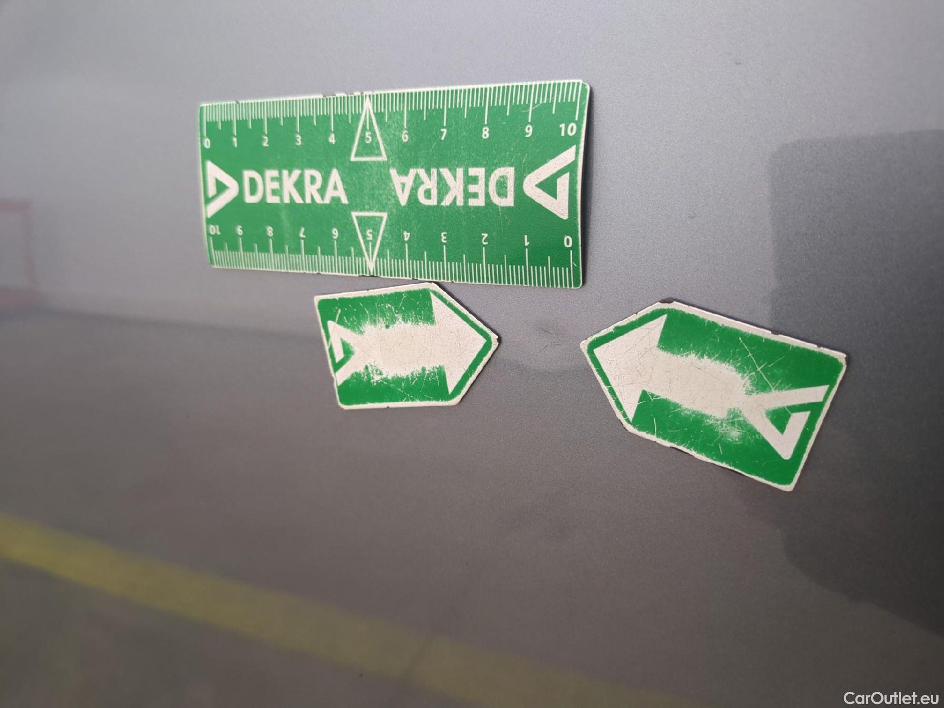  KIA  XCeed KIA  / 2019 / 5P / Crossover 1.6 GDI ISG ISG PHEV ACTIVE BUS DCT6 #21