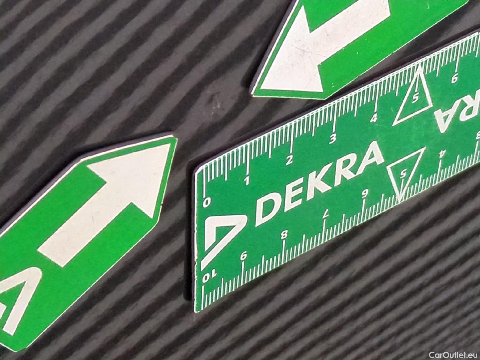  Opel   Grandland X Grandland X Business Edition 1.2 Turbo 130CV BVA8 E6d #5