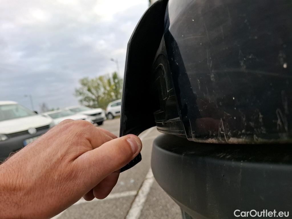  Iveco  Daily IVECO  / 2014 / 4P / Fourgon tôlé 2.3 35S16HA8 V11 H2 3520 / VENTE SANS CG #24