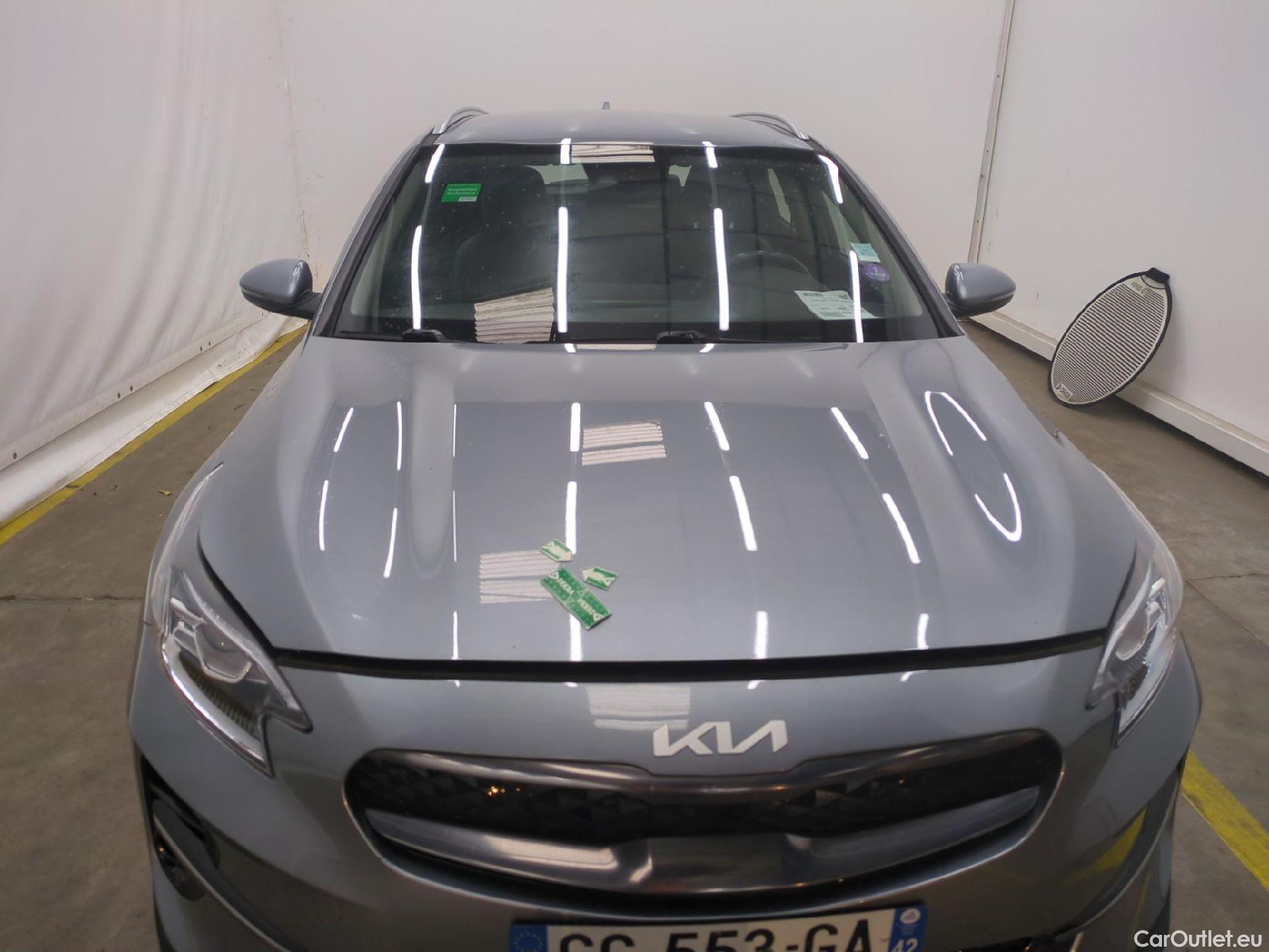  KIA  XCeed KIA  / 2019 / 5P / Crossover 1.6 GDI ISG ISG PHEV ACTIVE BUS DCT6 #46