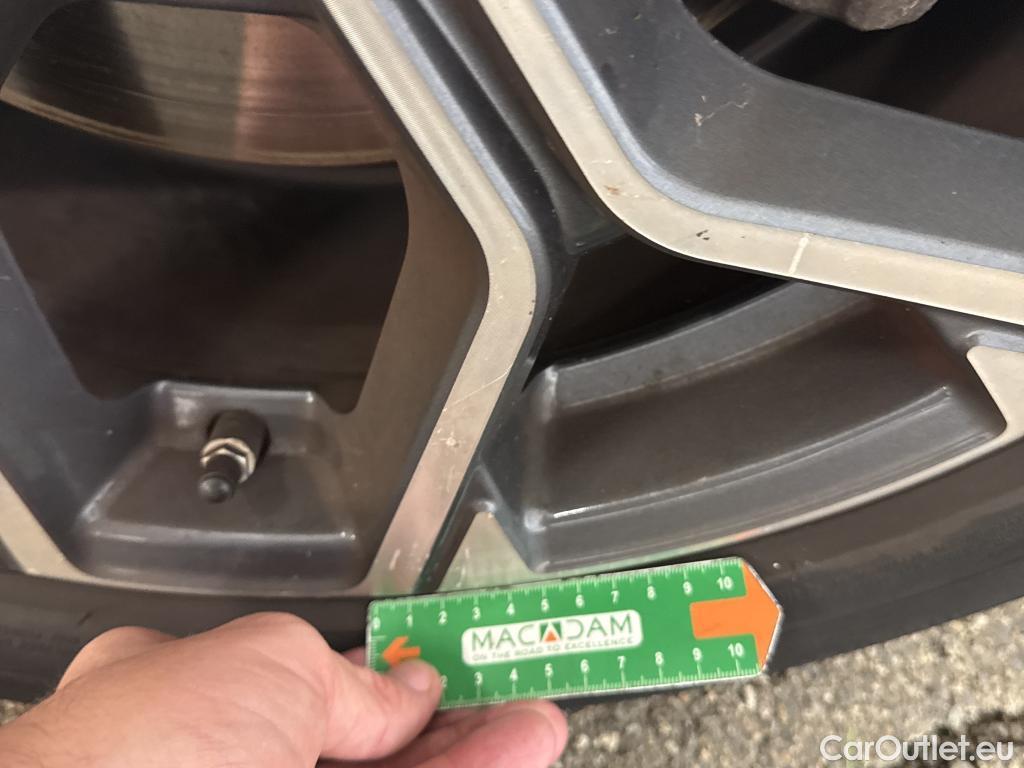  Bmw  X2 BMW  / 2017 / 5P / SUV sDrive18i Business DesignDKG7 #21