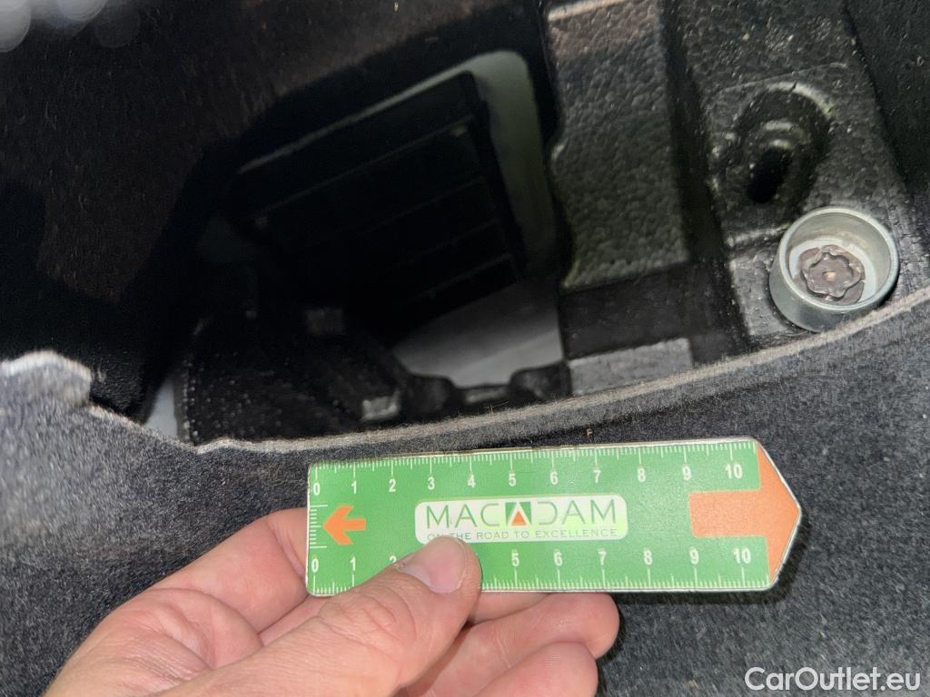  Bmw  X2 BMW  / 2017 / 5P / SUV sDrive18i Business DesignDKG7 #22