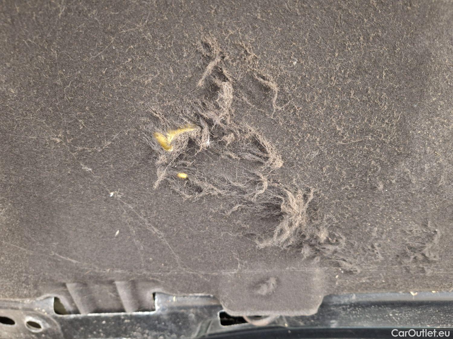  Peugeot  208 Peugeot,  '11, Peugeot  1.2 PureTech ?6.2 61kW S/S Signature 5 #103