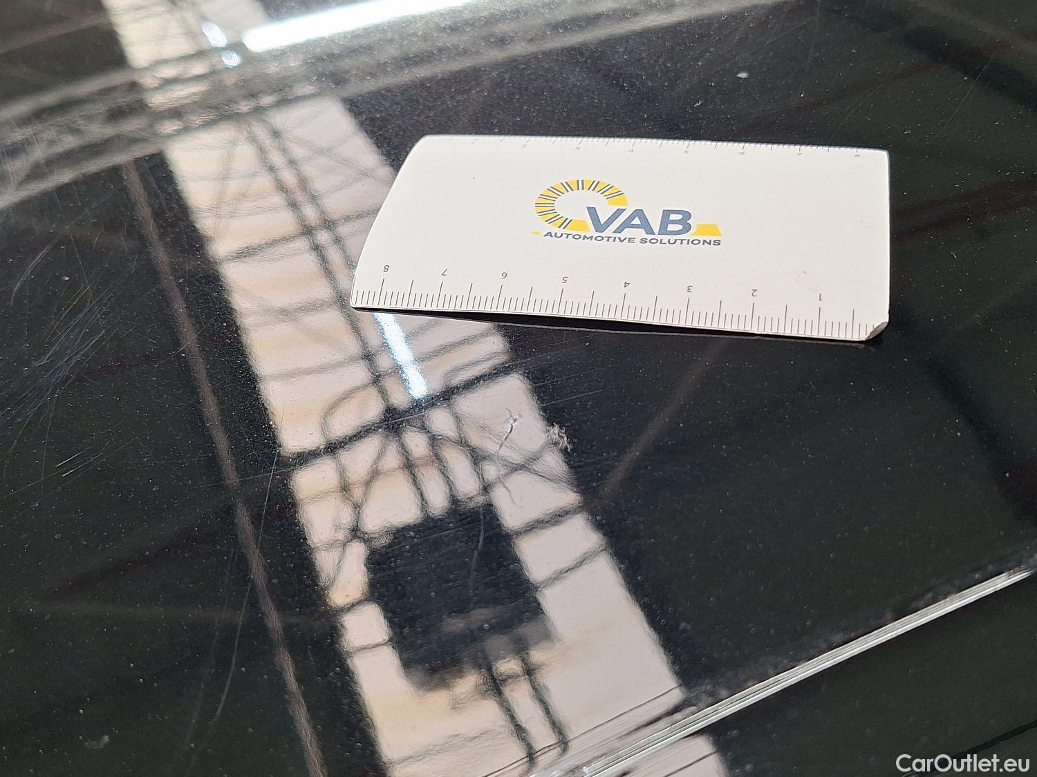  Peugeot  208 Peugeot,  '11, Peugeot  1.2 PureTech ?6.2 61kW S/S Signature 5 #89