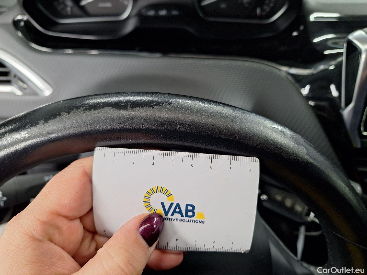  Peugeot  208 Peugeot,  '11, Peugeot  1.2 PureTech ?6.2 61kW S/S Signature 5 #80