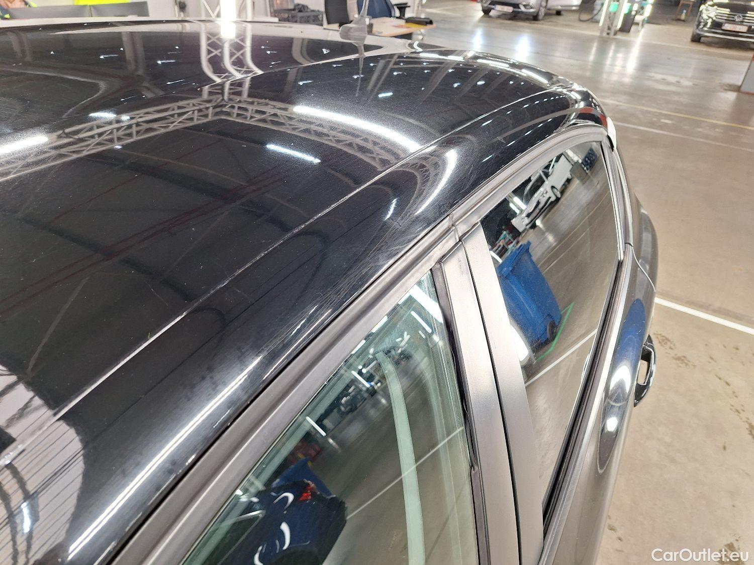  Peugeot  208 Peugeot,  '11, Peugeot  1.2 PureTech ?6.2 61kW S/S Signature 5 #90