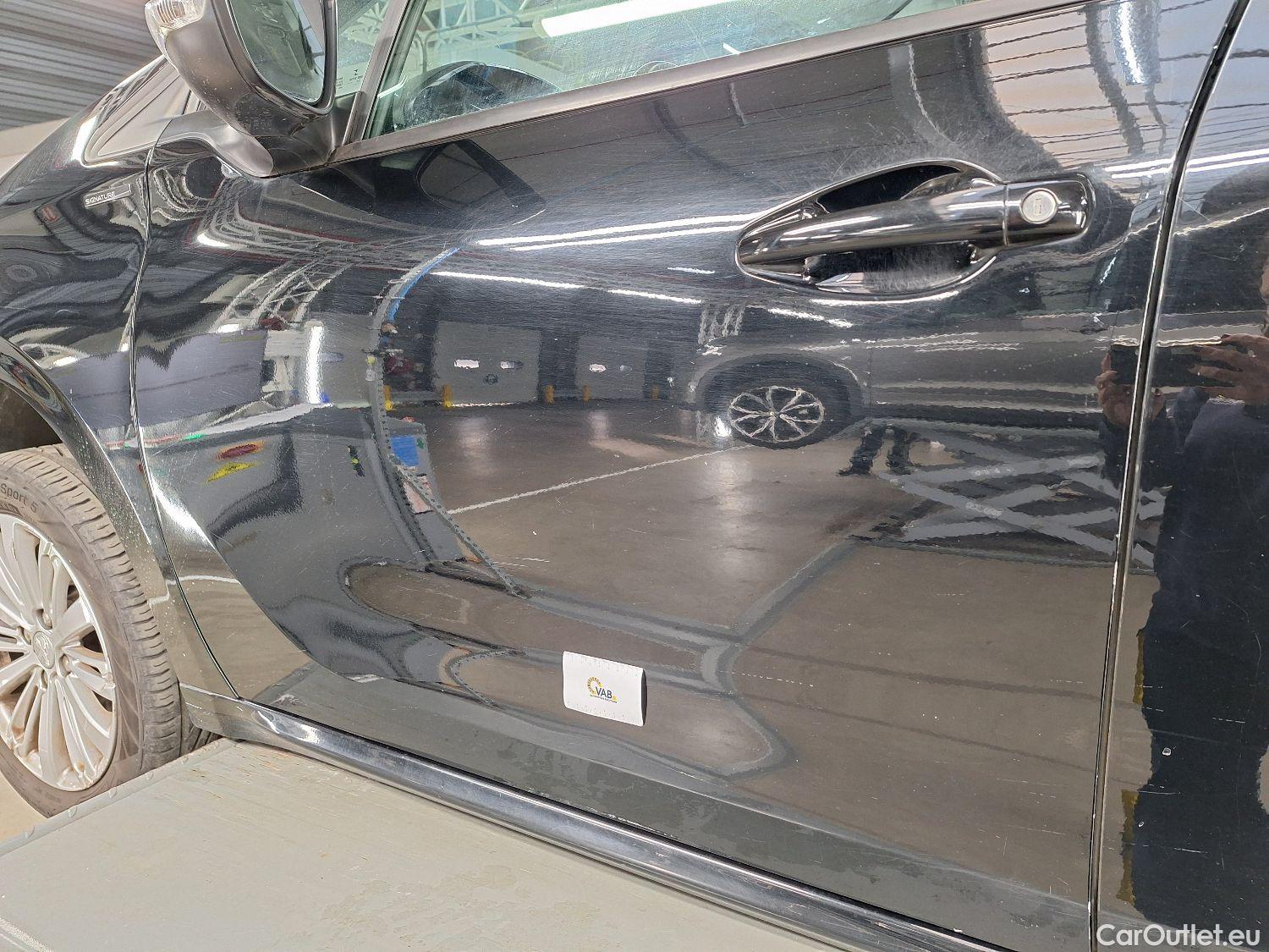  Peugeot  208 Peugeot,  '11, Peugeot  1.2 PureTech ?6.2 61kW S/S Signature 5 #34