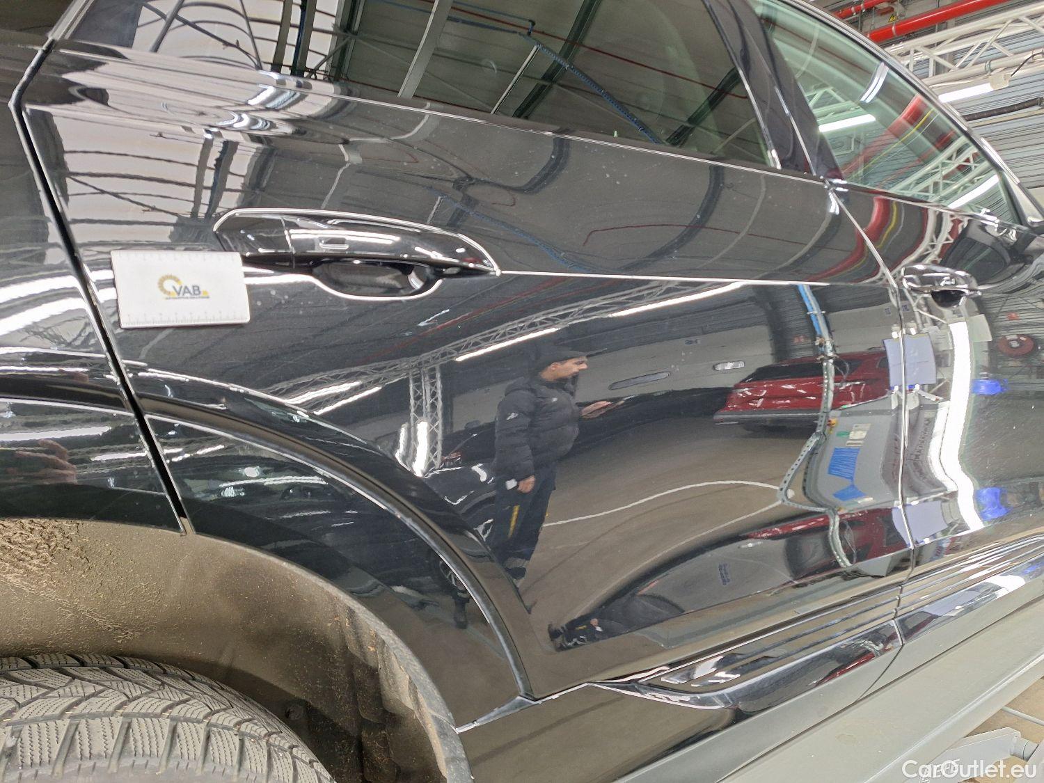  Audi  E-TRON Audi,  '19 BEV, Audi  55 Quattro Advanced 5d #10